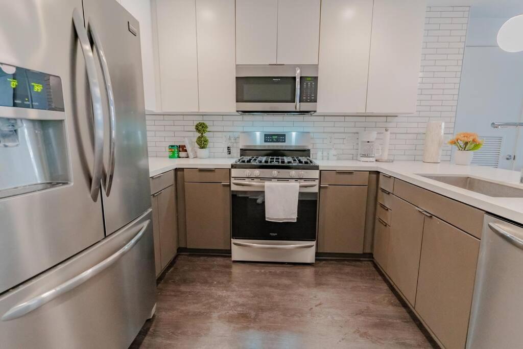 Downtown Paradise Escape With 2 Pools / Hot Tubs Apartman Los Angeles Kültér fotó